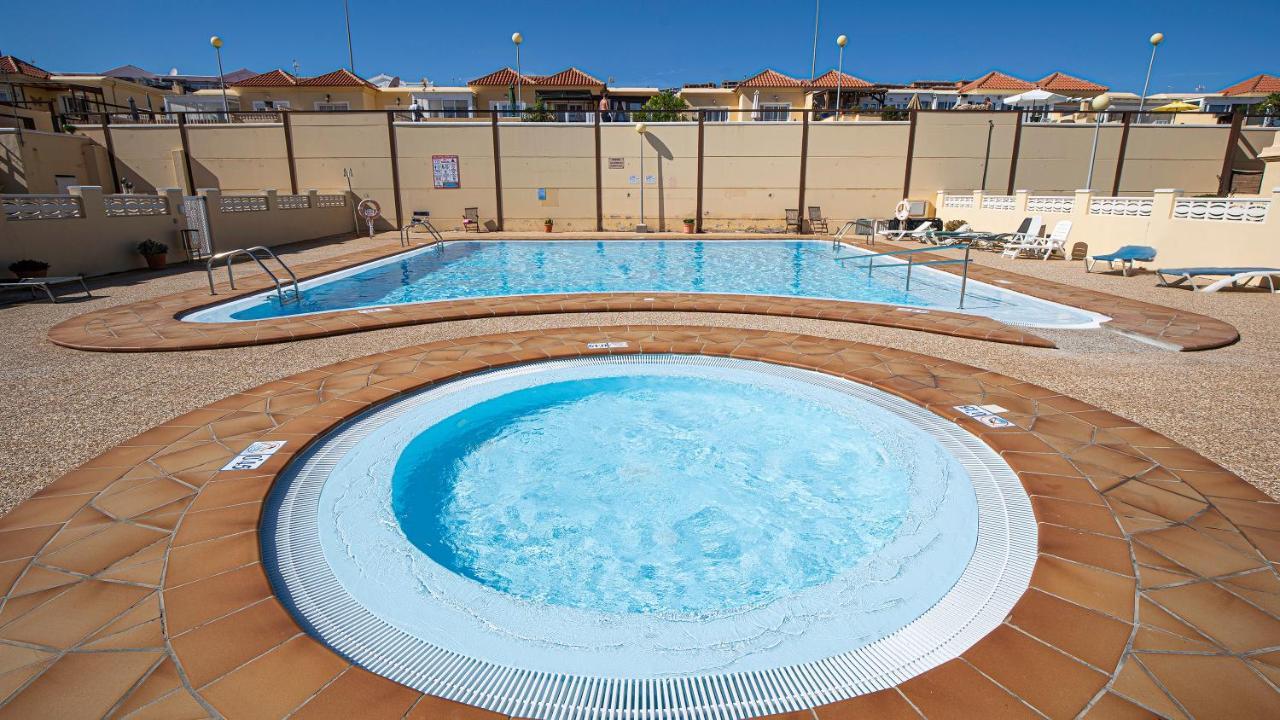 Private Terrace Home - Parking - Pool Caleta de Fuste Extérieur photo
